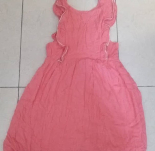 Belle robe pour fillette de 9 à 10 ans